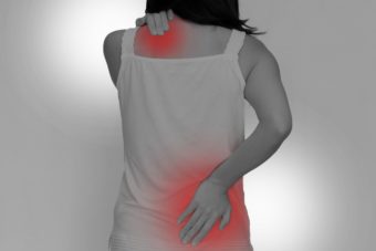 肩こりや腰痛の原因がトリガーポイントであった女性